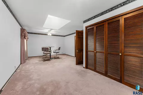 4005 Ronning Dr, Sioux Falls, SD 57103 photo 7