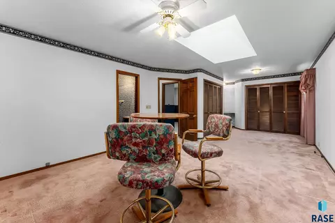 4005 Ronning Dr, Sioux Falls, SD 57103 photo 8