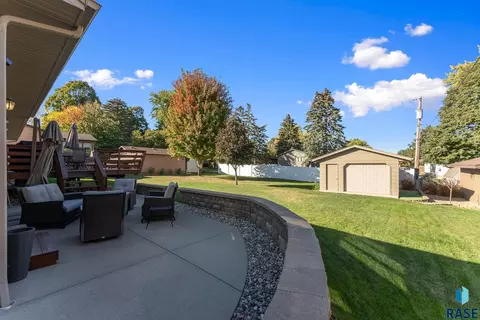 4308 E 20th St, Sioux Falls, SD 57103 photo 6