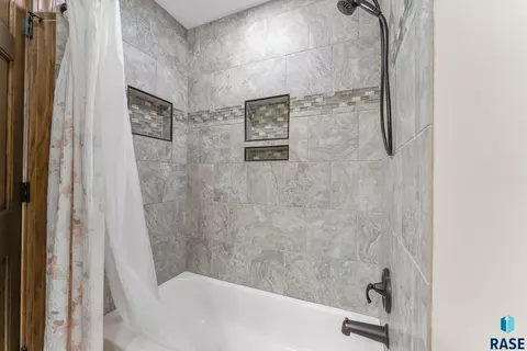 4308 E 20th St, Sioux Falls, SD 57103 photo 47