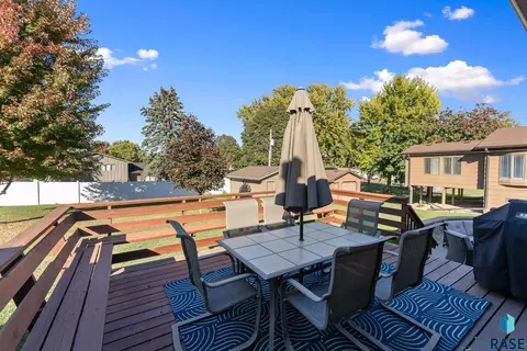4308 E 20th St, Sioux Falls, SD 57103 photo 10