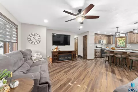 4308 E 20th St, Sioux Falls, SD 57103 photo 28