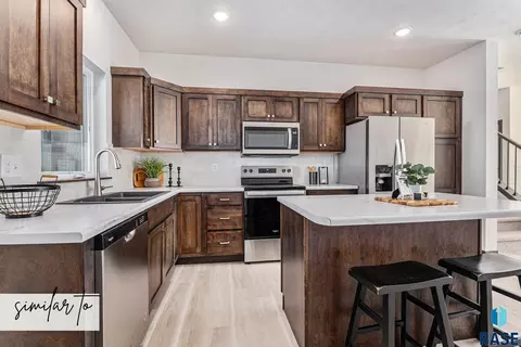 6125 E Copper Pl, Sioux Falls, SD 57110 photo 4