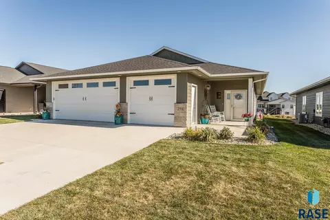 294 Devitt Dr, Harrisburg, SD 57032 photo 1