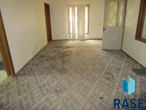 707 W 6th Ave, Mitchell, SD 57301 photo 10