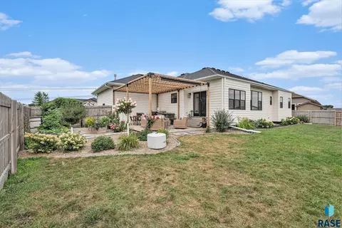 405 S Sunshine Ave, Brandon, SD 57005 photo 40
