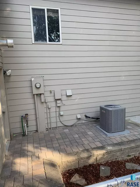 4301 E 22nd St, Sioux Falls, SD 57103 photo 44