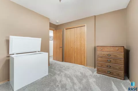 4301 E 22nd St, Sioux Falls, SD 57103 photo 20