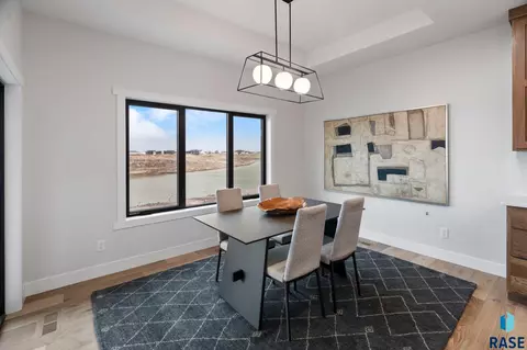 1135 E Thompson Pl, Tea, SD 57064 photo 11