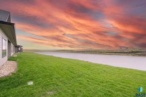 1135 E Thompson Pl, Tea, SD 57064 photo 38