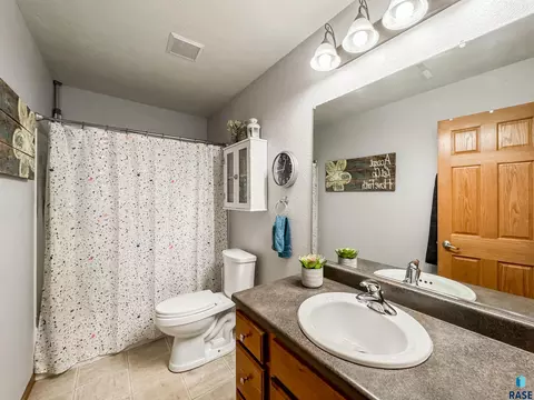 840 Cathy Dr, Tea, SD 57064 photo 16