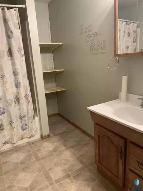 409 Kringen Ave, Baltic, SD 57003 photo 47