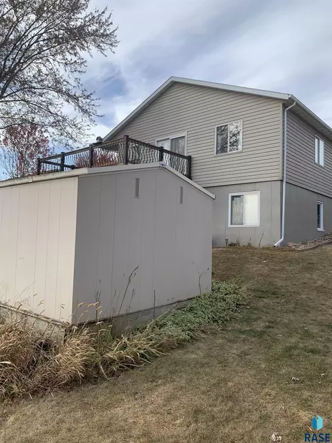 409 Kringen Ave, Baltic, SD 57003 photo 8