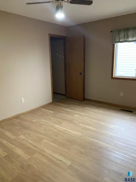 409 Kringen Ave, Baltic, SD 57003 photo 38