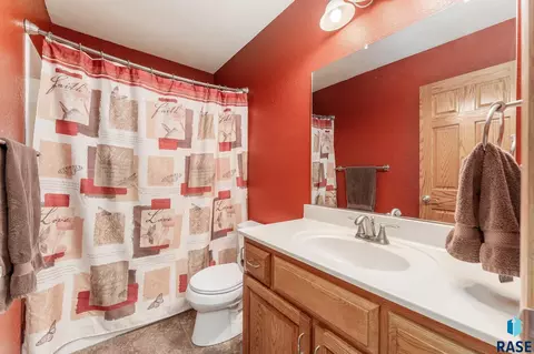 309 E Switchgrass Trl, Brandon, SD 57005 photo 11