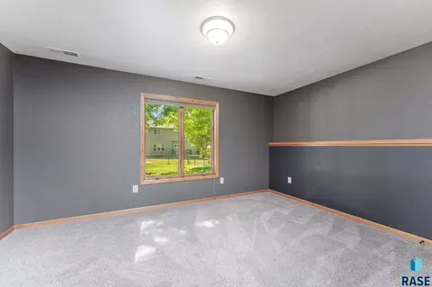 309 E Switchgrass Trl, Brandon, SD 57005 photo 14