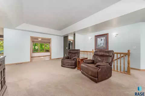 309 E Switchgrass Trl, Brandon, SD 57005 photo 3