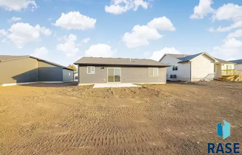 705 Sarah C St, Garretson, SD 57030 photo 22