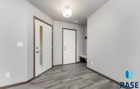 705 Sarah C St, Garretson, SD 57030 photo 3