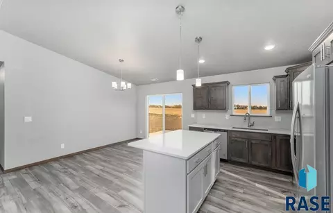 705 Sarah C St, Garretson, SD 57030 photo 7