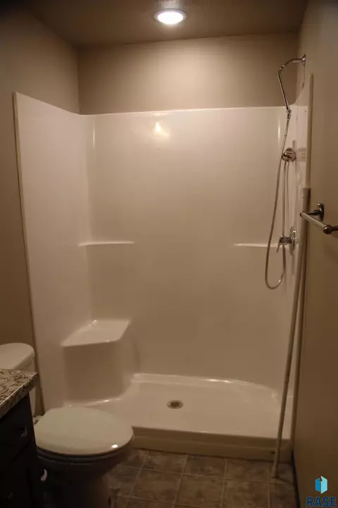 915 E Fanning St, Tea, SD 57064 photo 10