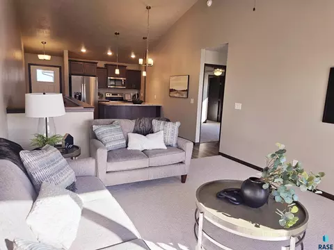 1205 NE 11th St, Madison, SD 57042 photo 6