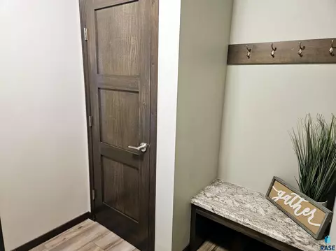 1213 NE 11th St, Madison, SD 57042 photo 13