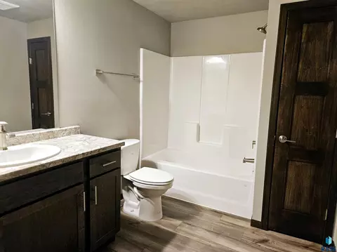 1213 NE 11th St, Madison, SD 57042 photo 19
