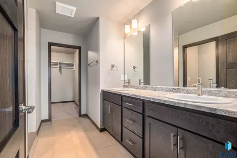 1213 NE 11th St, Madison, SD 57042 photo 11