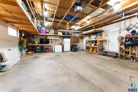 112 E Glenwood Dr, Brandon, SD 57005 photo 42