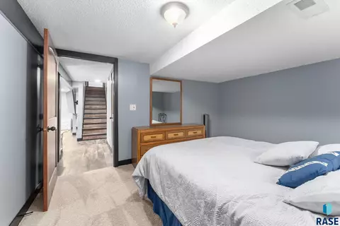 112 E Glenwood Dr, Brandon, SD 57005 photo 37