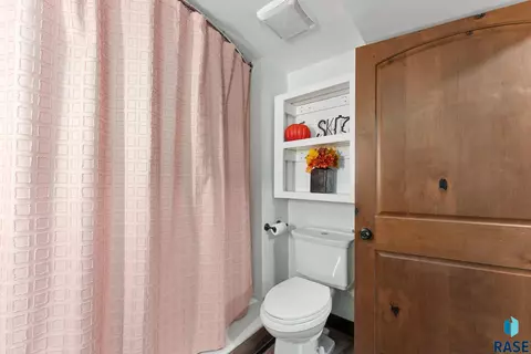 112 E Glenwood Dr, Brandon, SD 57005 photo 41