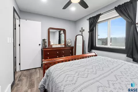 112 E Glenwood Dr, Brandon, SD 57005 photo 21