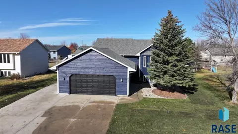 804 E Maywood St, Brandon, SD 57005 photo 1