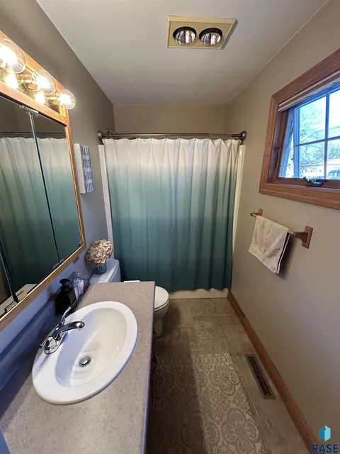 308 E 2nd St, Colton, SD 57018 photo 10