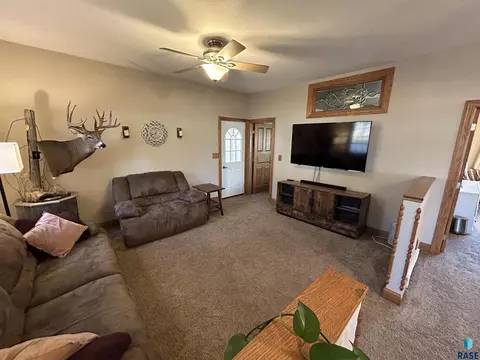 308 E 2nd St, Colton, SD 57018 photo 6