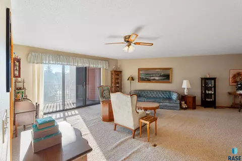 2800 Orchard Pl Pl #206, Sioux Falls, SD 57103 photo 5