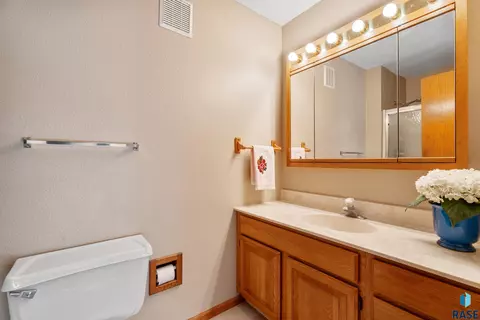 2800 Orchard Pl Pl #206, Sioux Falls, SD 57103 photo 19