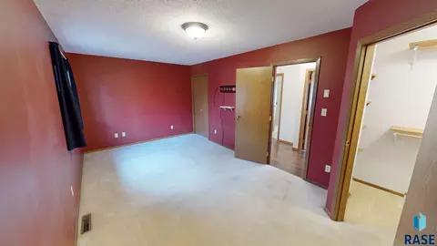 211 Lovejoy Ln, Aurora, SD 57002 photo 16