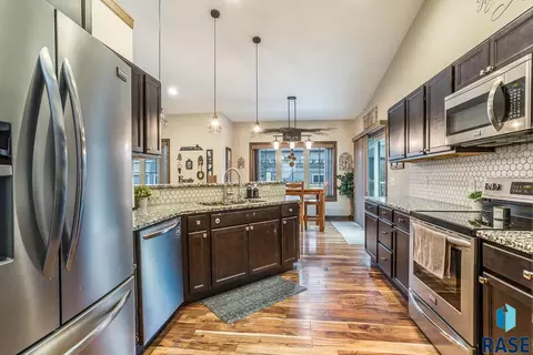 2330 N Devon Ave, Tea, SD 57064 photo 6