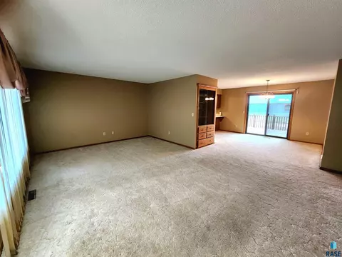 420 E Drake Ave, Salem, SD 57058 photo 18