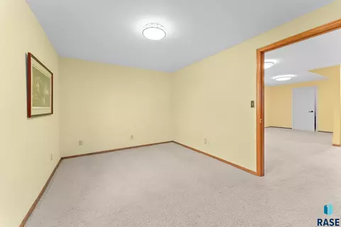 48125 266th St, Brandon, SD 57005 photo 32