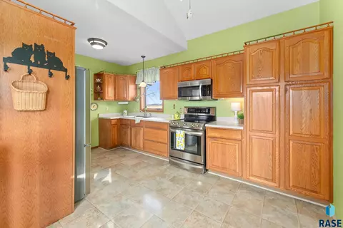 48125 266th St, Brandon, SD 57005 photo 22