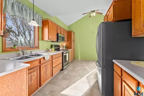 48125 266th St, Brandon, SD 57005 photo 18