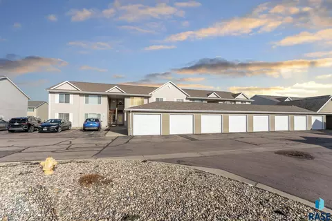 7107 W 56th St #19, Sioux Falls, SD 57106