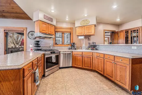 116 NW 4th St, Madison, SD 57042 photo 16