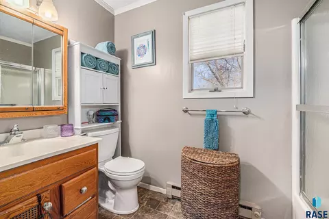 116 NW 4th St, Madison, SD 57042 photo 21