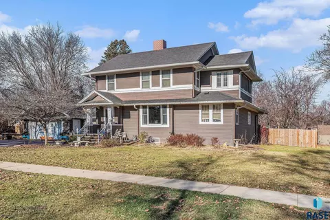 116 NW 4th St, Madison, SD 57042 photo 4
