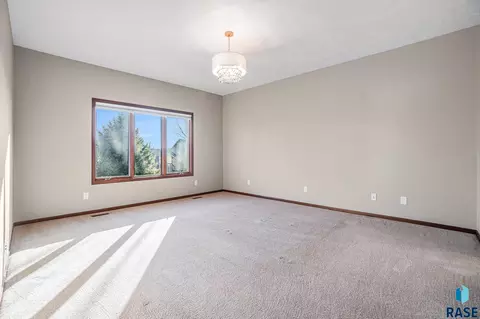 3815 E Shepherd St, Sioux Falls, SD 57103 photo 19
