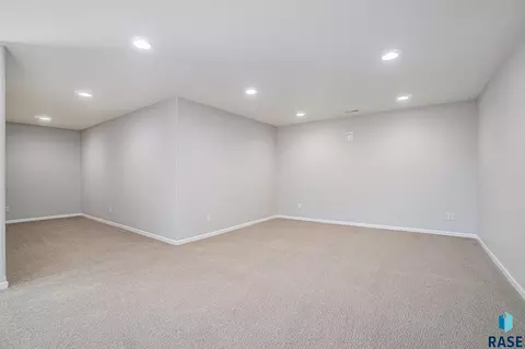 3815 E Shepherd St, Sioux Falls, SD 57103 photo 33
